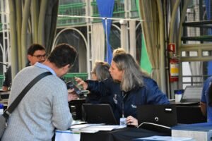 Paraná bate recorde em formação de servidores públicos